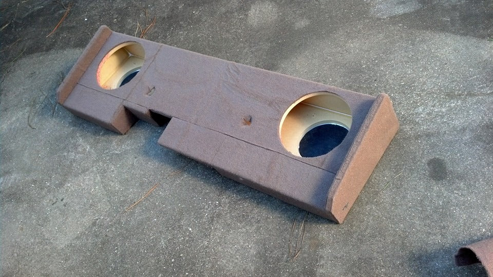 Dual Sub Box with Amp Rack 2014-2016 Silverado / Sierra Crew