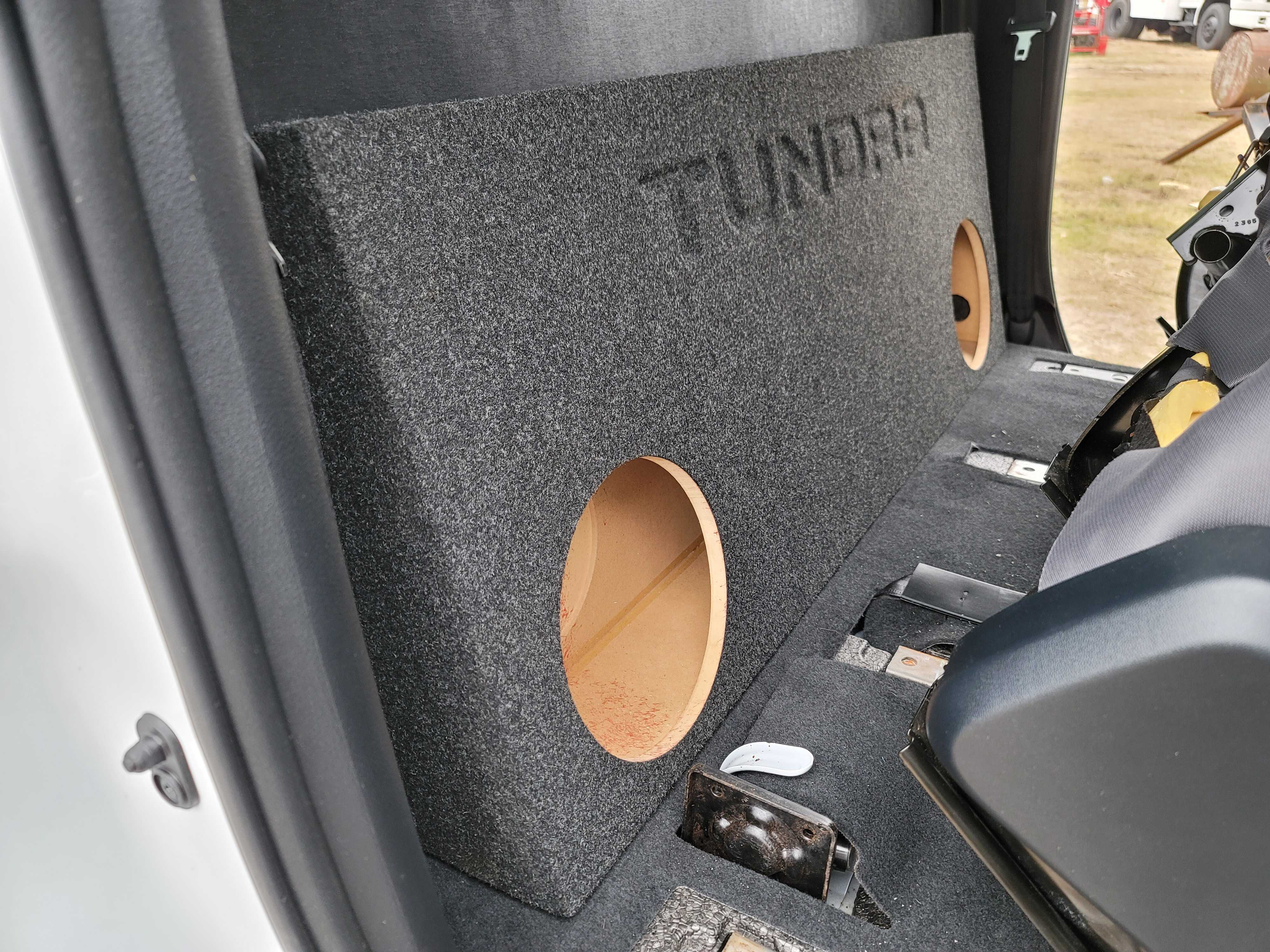 2014-23 TUNDRA CREW MAX DUAL 10 OR 12 SEALED SUBWOOFER BOX (BEHIND THE SEAT)