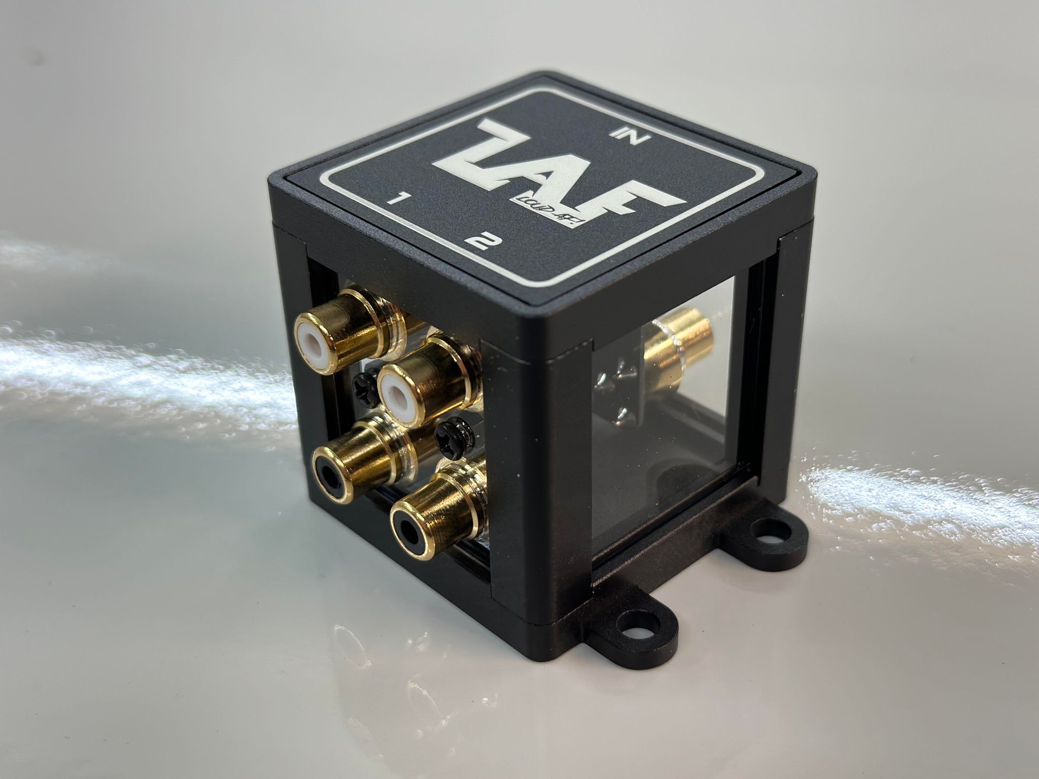 LAF - 1to2 - RCA Distribution Block